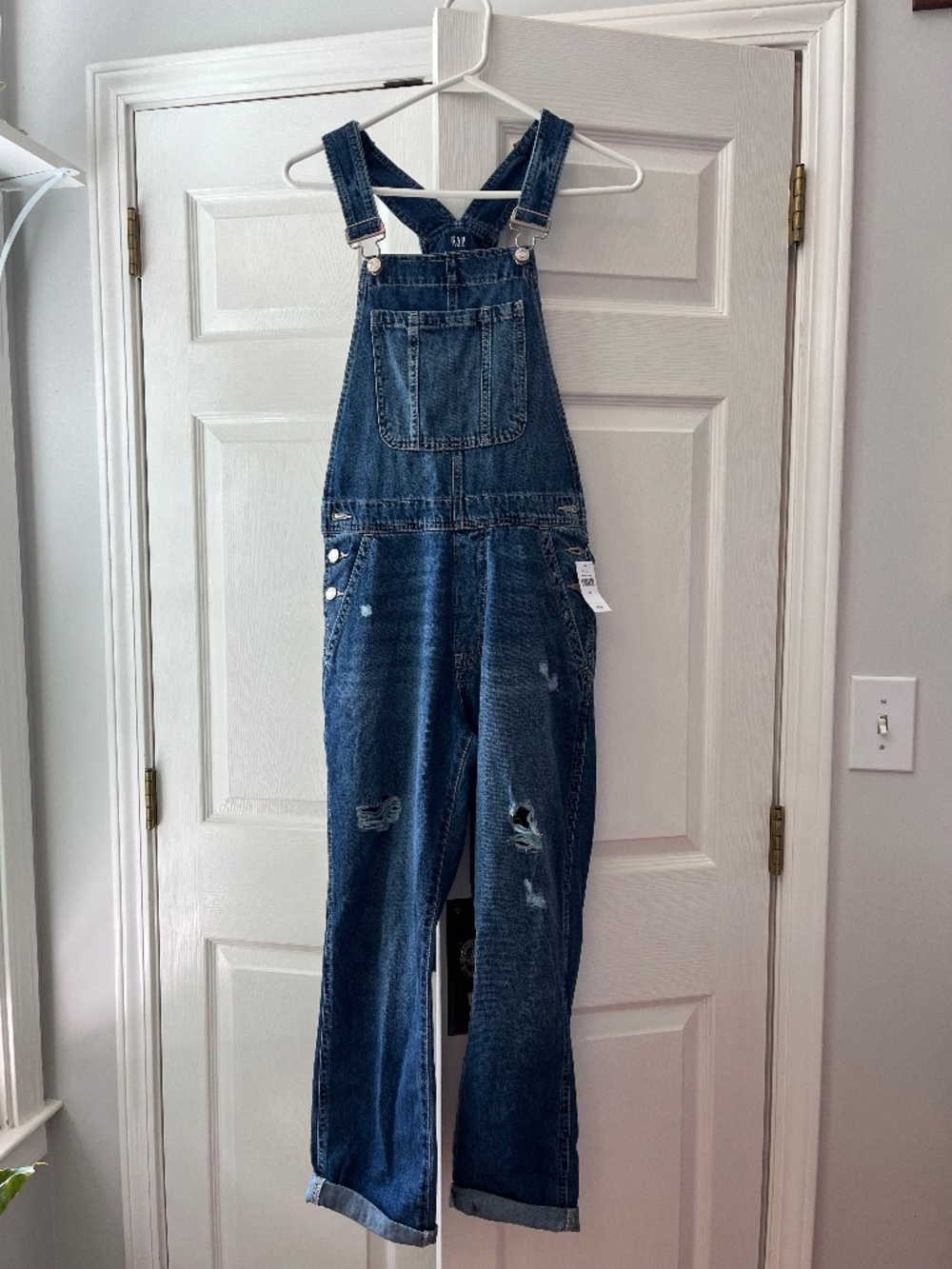 XS Distressed Medium Wash Gap Denim Overalls NEW WITH TAGS